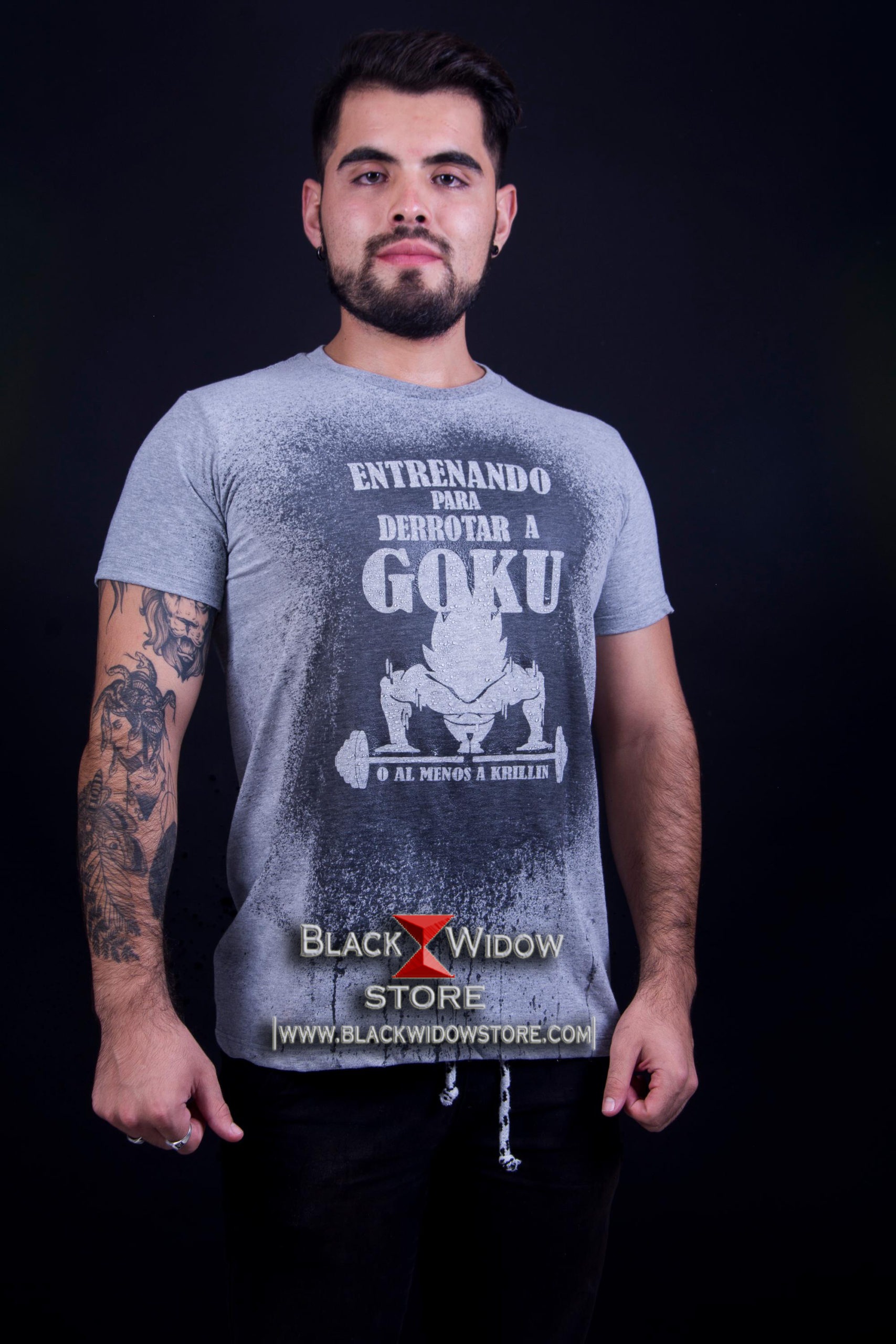 Camiseta entrenando para derrotar a goku